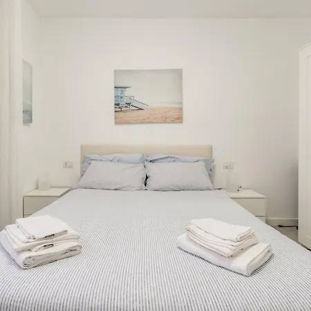 Sol Y Sal De (adults Only) *